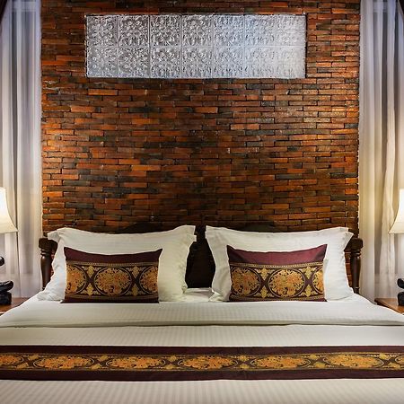 Prasats Boutique Hotel Phnompen Kültér fotó