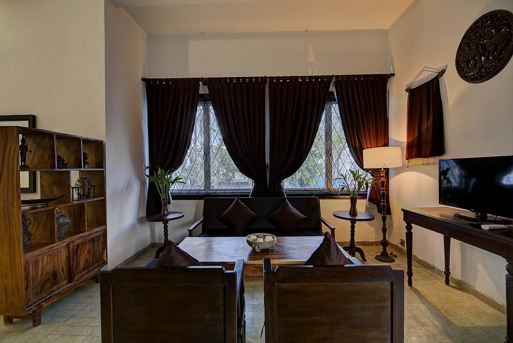 Prasats Boutique Hotel Phnompen Szoba fotó
