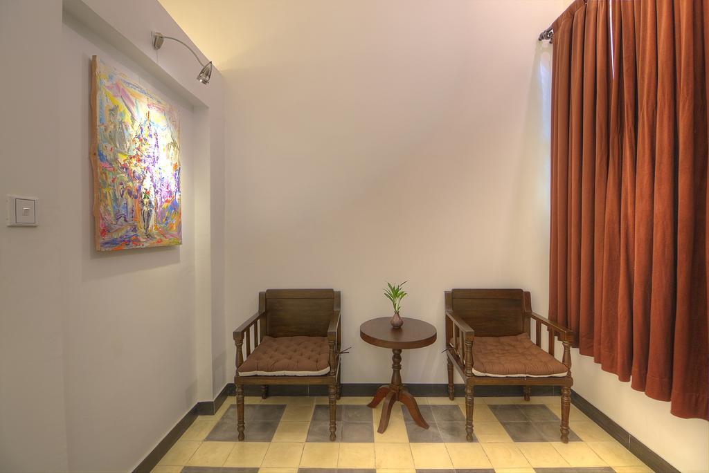 Prasats Boutique Hotel Phnompen Szoba fotó