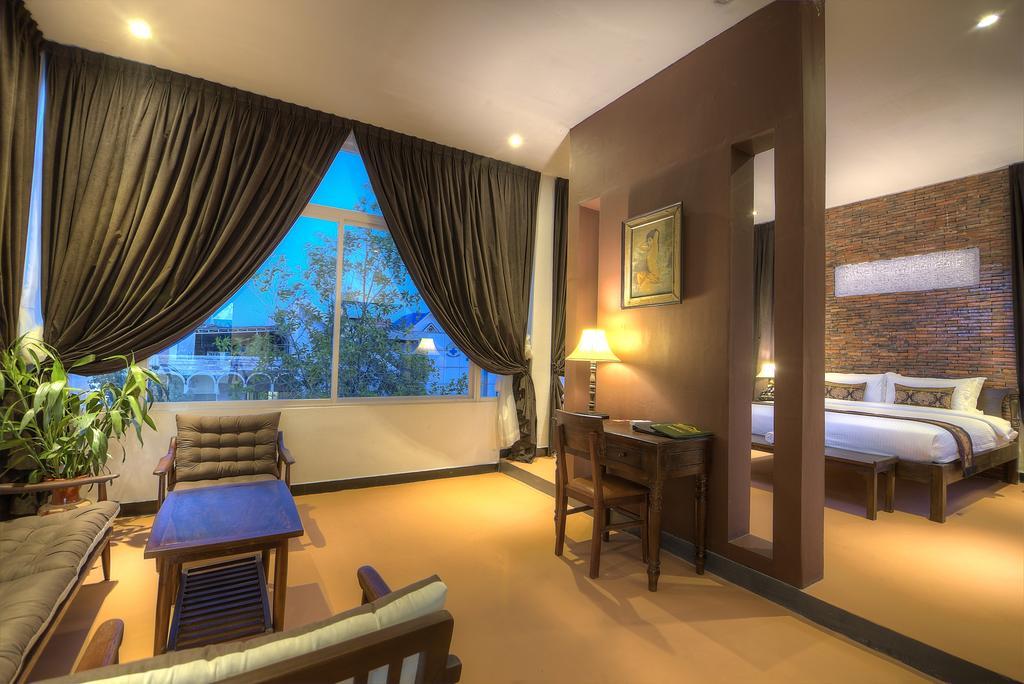Prasats Boutique Hotel Phnompen Kültér fotó